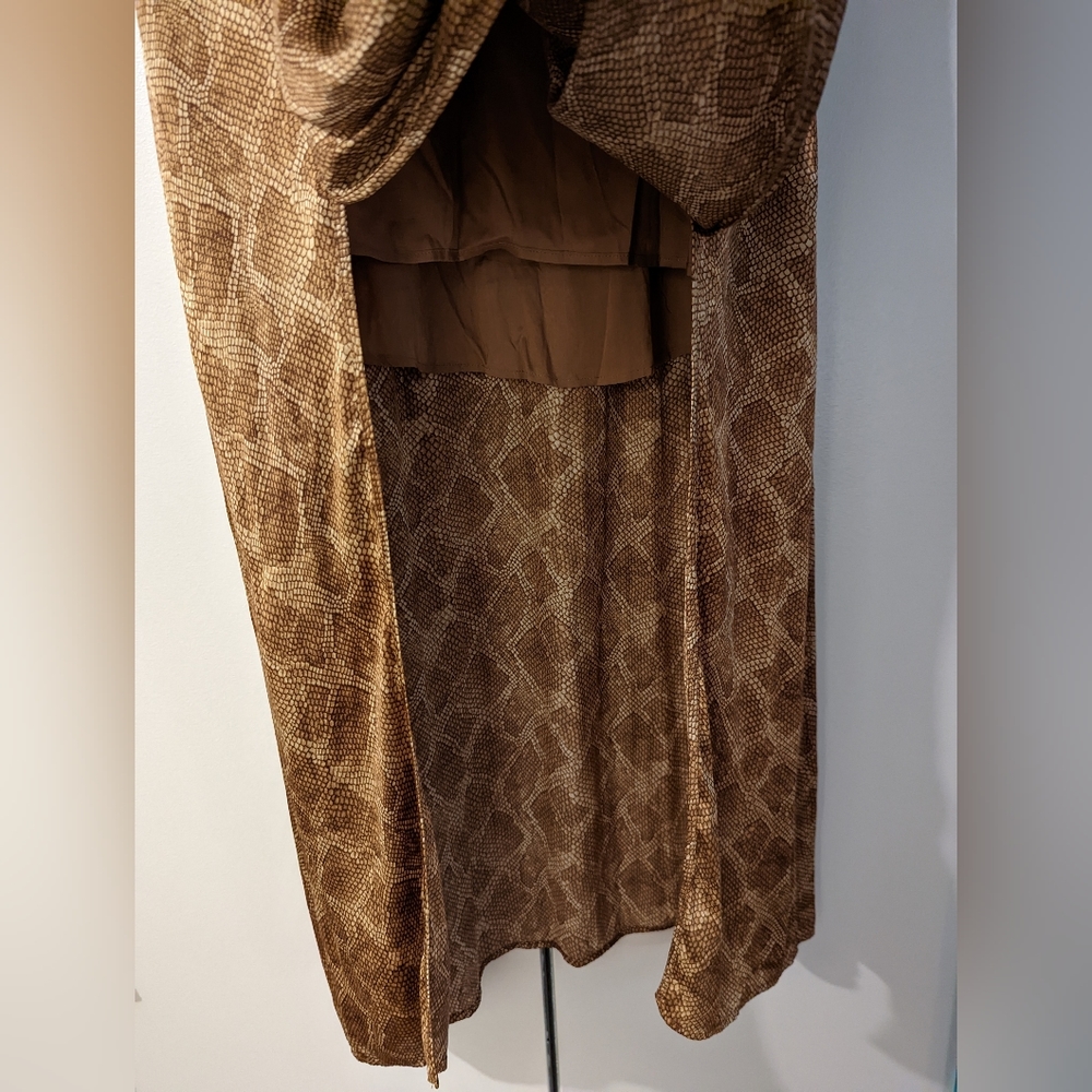 🆕 NWOT Paige flowy Alayna bronze snake print dress w/2 front slits (no belt) - Picture 15 of 16